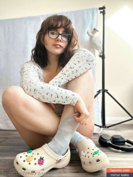 Alice Cotton Sox aka Alicecottonsox aka alicecottonmusic aka cottonsox Nude Leaks OnlyFans on solefans.net