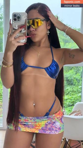 Vitória Kelly aka victoriakelly01 aka vitoriakelly Nude Leaks OnlyFans on solefans.net