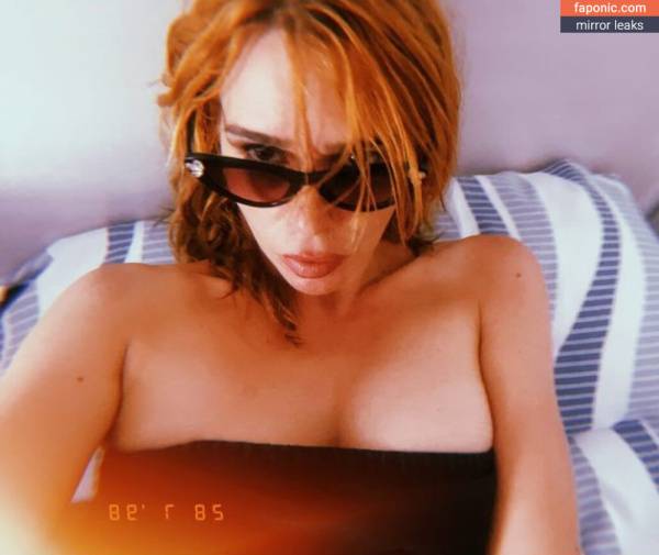 Billie Piper aka billiepiper Nude Leaks on solefans.net