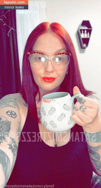 Satans_whore666 aka satansmiztrezz666 Nude Leaks OnlyFans on solefans.net