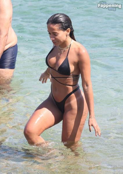 Anitta Enjoys the Hot Summer Sun as She Raised a Few Temperatures Out in Mykonos Island (69 Photos) - Brazil on solefans.net