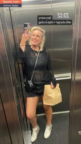 Steph McGovern Nude Leaks on solefans.net